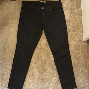 Levi’s 711 jeans
